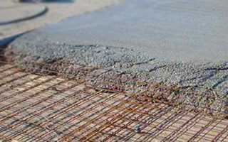 Слой бетона на полу