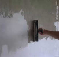 Шпаклюем бетонные стены